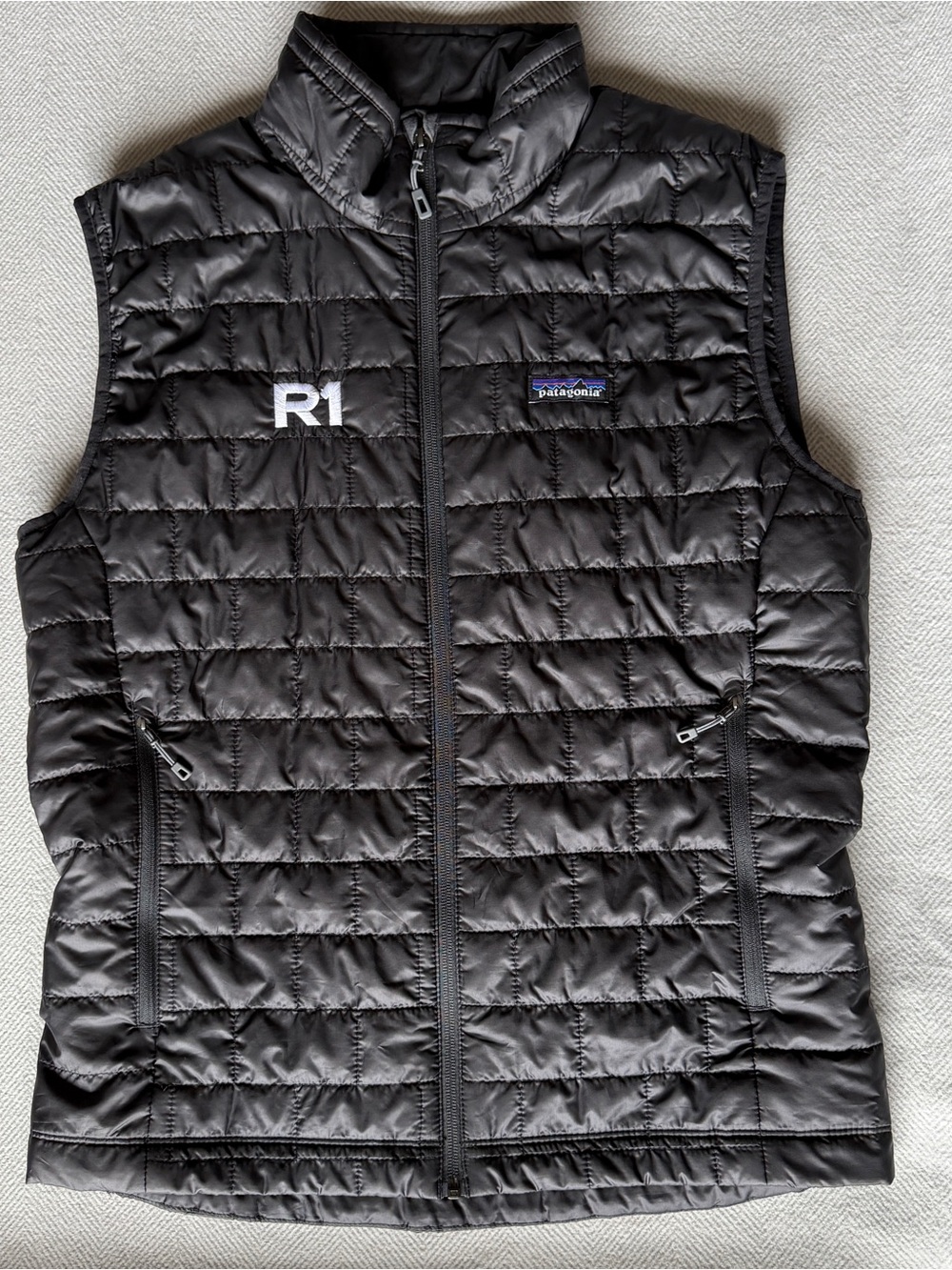 Patagonia Men’s Black Insulated Quilted Vest